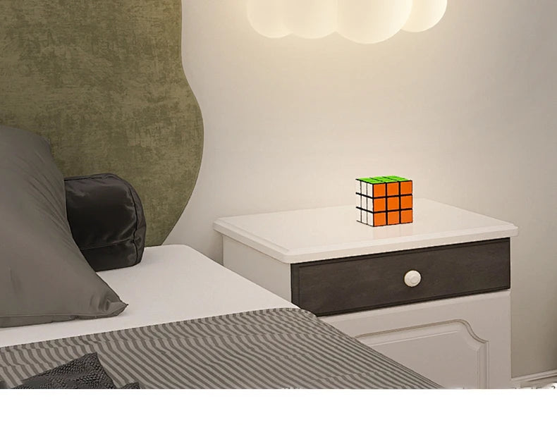 Applique Murale Suspendue en Forme de Petit Ours pour Chambre d'Enfant.